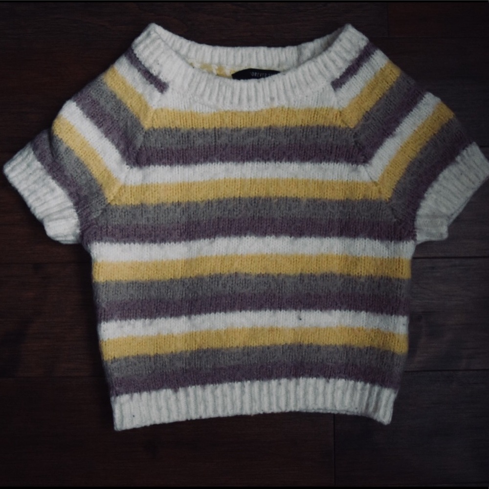 Forever 21 cropped shirt